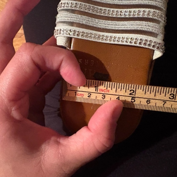 Italian Shoemakers White Beaded Wedge Sandals - Picture 4 of 5